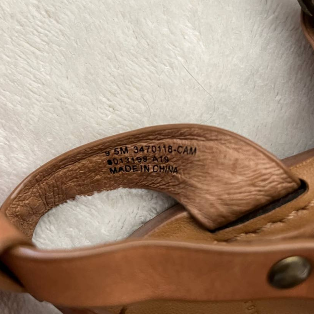 Frye Rachel Ring T-Strap Sandal 9.5 - Picture 6 of 7